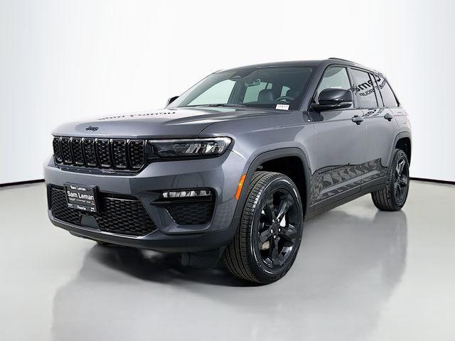 new 2025 Jeep Grand Cherokee car, priced at $44,215