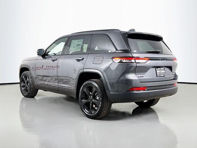 new 2025 Jeep Grand Cherokee car, priced at $44,215