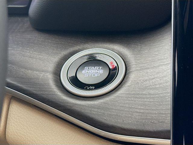 new 2025 Jeep Grand Cherokee car, priced at $39,495