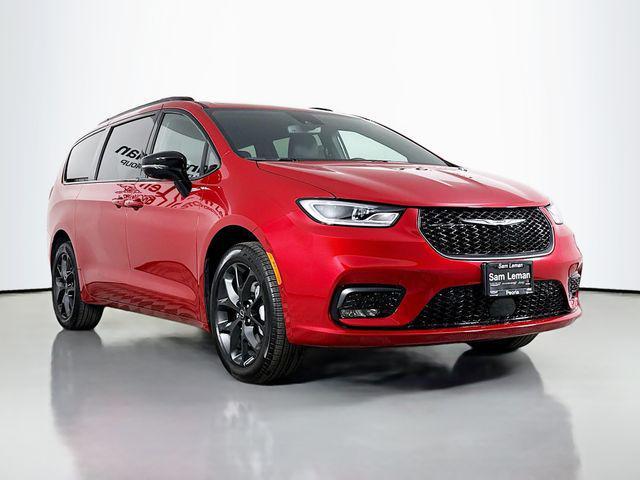 new 2026 Chrysler Pacifica car, priced at $50,150
