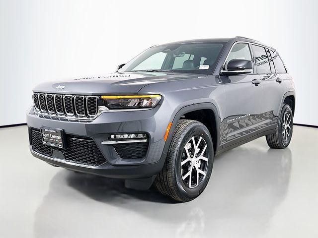 new 2025 Jeep Grand Cherokee car, priced at $43,010