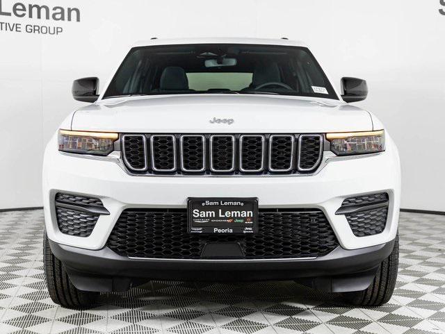 new 2025 Jeep Grand Cherokee car, priced at $36,125