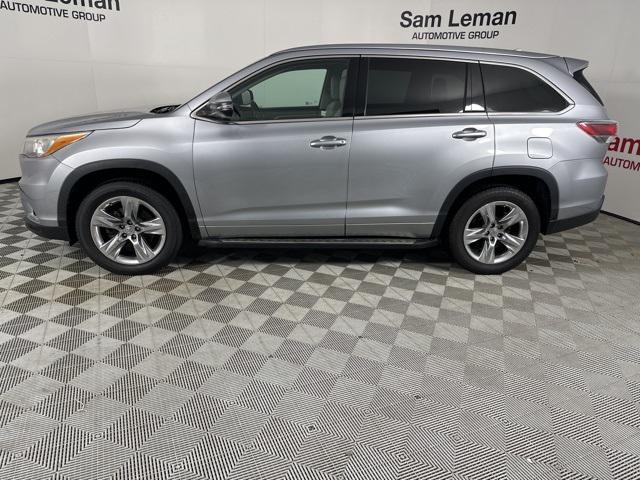 used 2015 Toyota Highlander car, priced at $16,900