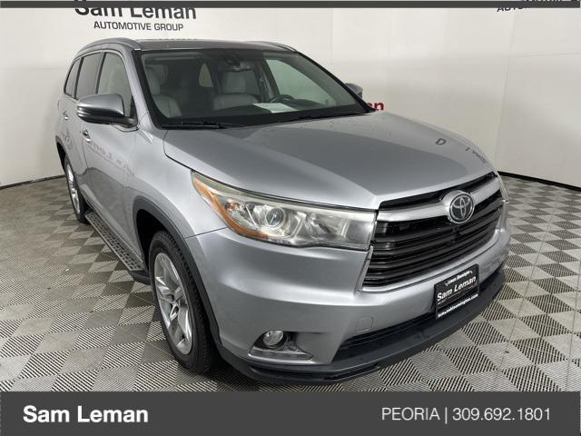 used 2015 Toyota Highlander car, priced at $16,900