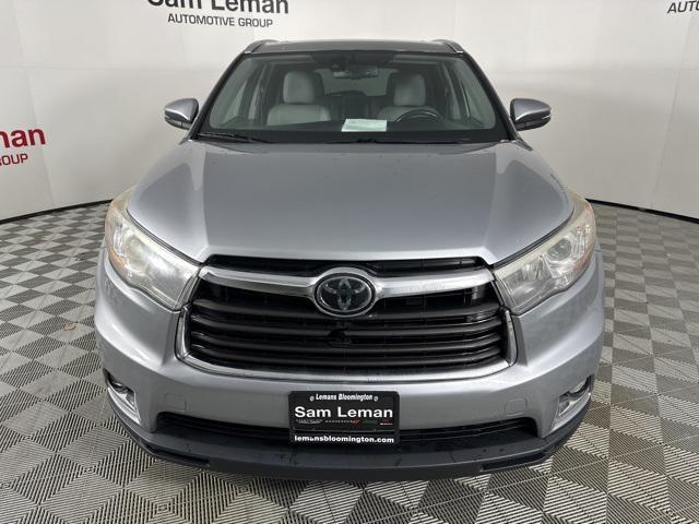 used 2015 Toyota Highlander car, priced at $16,900