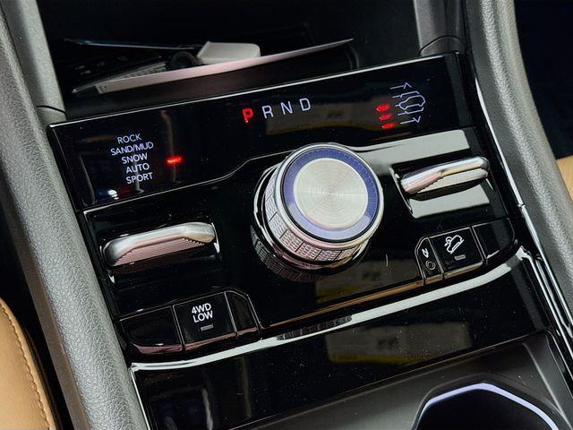 new 2025 Jeep Grand Cherokee car, priced at $52,055