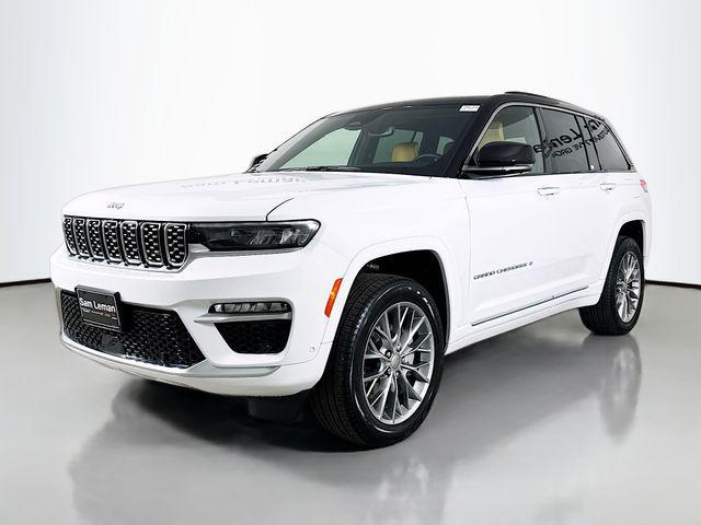 new 2025 Jeep Grand Cherokee car, priced at $52,055