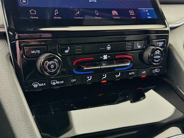 new 2025 Jeep Grand Cherokee L car, priced at $52,245