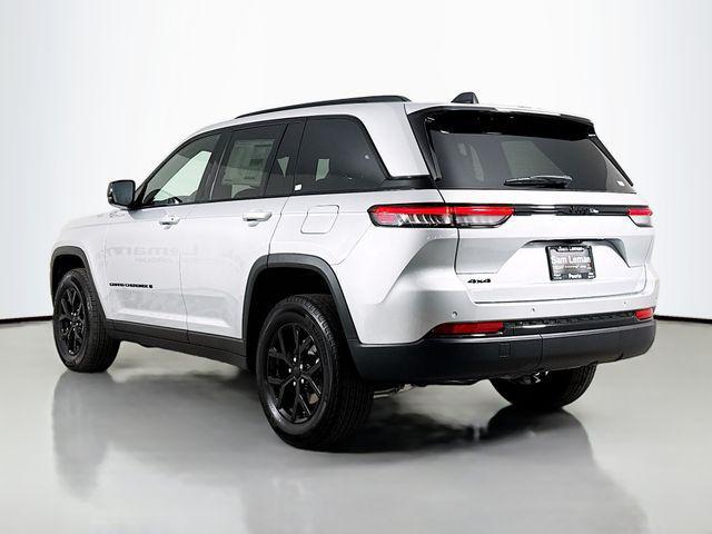 new 2025 Jeep Grand Cherokee car, priced at $39,230