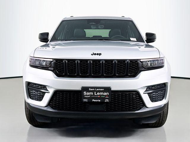 new 2025 Jeep Grand Cherokee car, priced at $39,230
