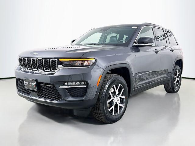 new 2025 Jeep Grand Cherokee car, priced at $42,010