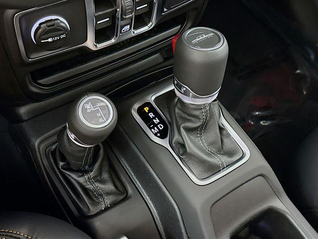 new 2025 Jeep Gladiator car, priced at $42,355