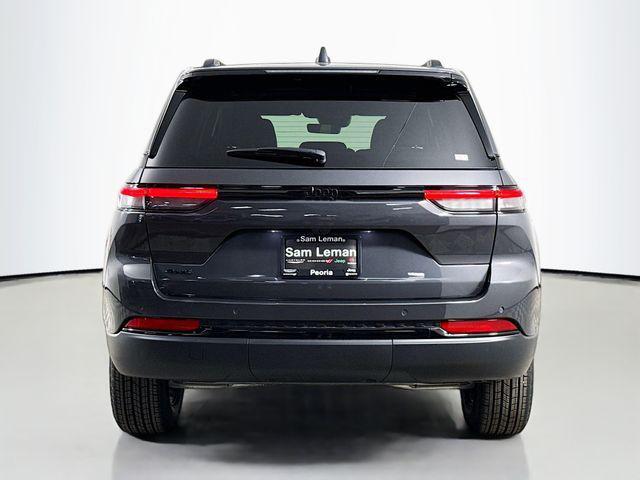 new 2025 Jeep Grand Cherokee car, priced at $39,230