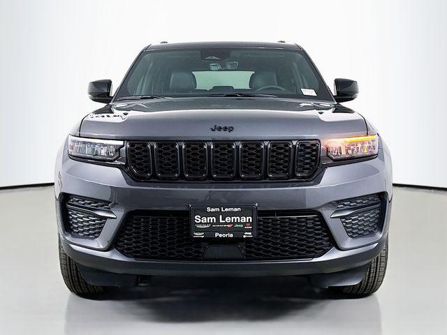 new 2025 Jeep Grand Cherokee car, priced at $39,230