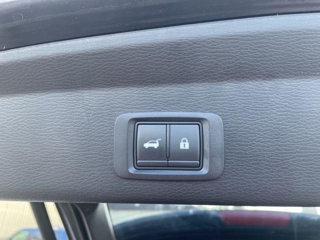 used 2022 Mitsubishi Outlander car, priced at $25,590