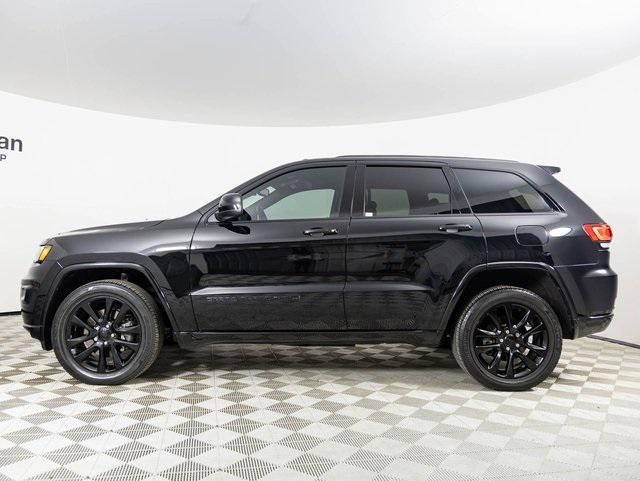 used 2022 Jeep Grand Cherokee car, priced at $30,400