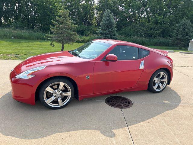used 2011 Nissan 370Z car