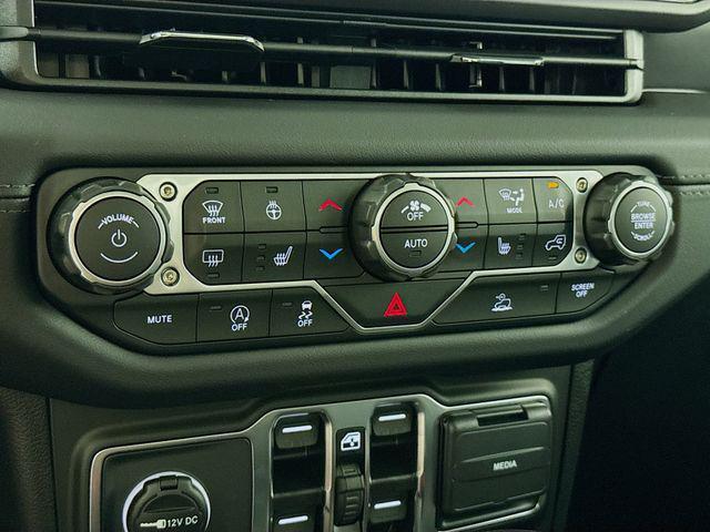 new 2025 Jeep Gladiator car, priced at $39,760