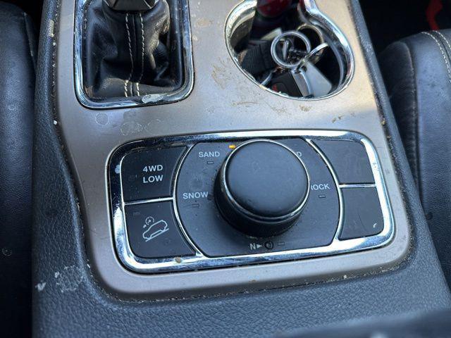 used 2016 Jeep Grand Cherokee car, priced at $12,900
