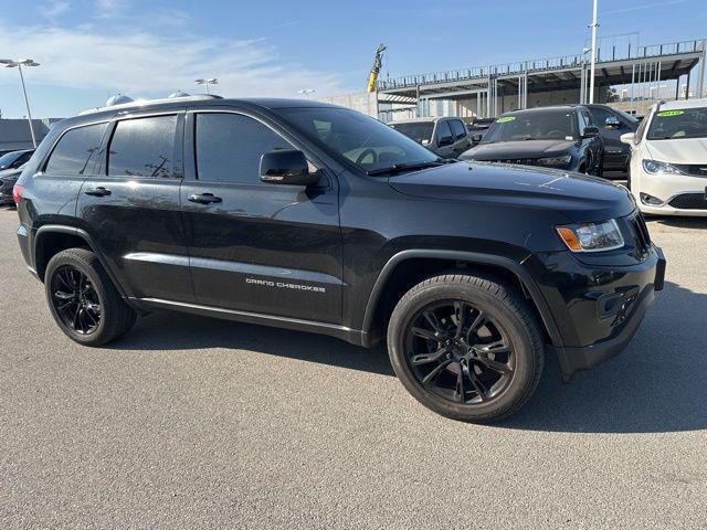 used 2016 Jeep Grand Cherokee car, priced at $12,900