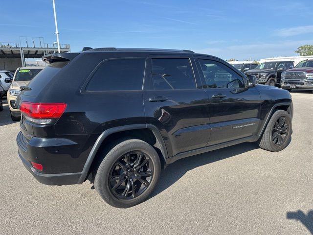 used 2016 Jeep Grand Cherokee car, priced at $12,900