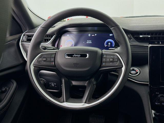 new 2025 Jeep Grand Cherokee L car, priced at $39,215