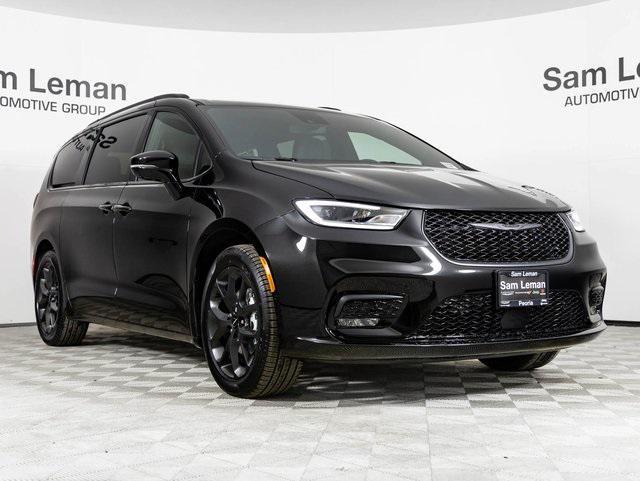 new 2025 Chrysler Pacifica car, priced at $43,545