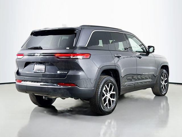new 2025 Jeep Grand Cherokee car, priced at $40,495
