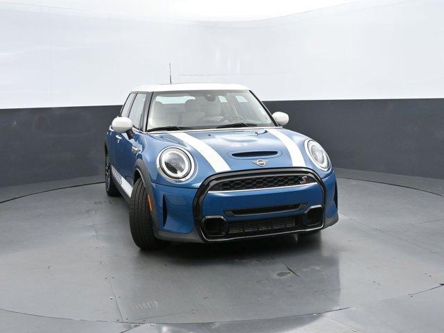 used 2022 MINI Hardtop car, priced at $25,998