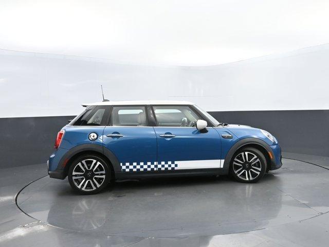 used 2022 MINI Hardtop car, priced at $25,998