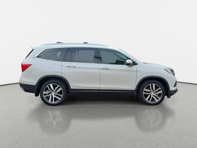 used 2017 Honda Pilot car, priced at $23,997
