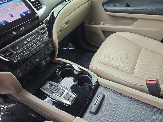 used 2017 Honda Pilot car, priced at $23,997