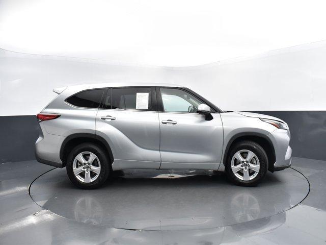 used 2021 Toyota Highlander car, priced at $27,997