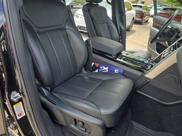 used 2019 Land Rover Discovery car, priced at $19,473
