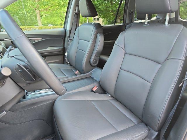 used 2022 Honda Pilot car, priced at $36,182