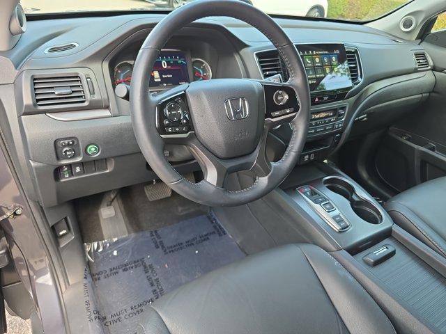 used 2022 Honda Pilot car, priced at $36,182