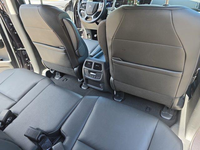 used 2022 Honda Pilot car, priced at $36,182