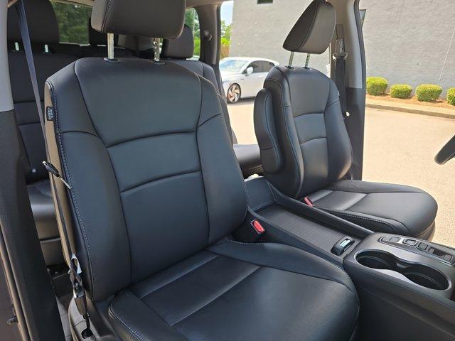 used 2022 Honda Pilot car, priced at $36,182