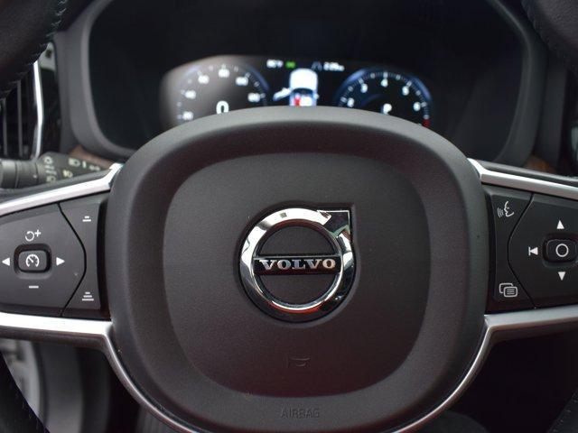 used 2021 Volvo XC60 car, priced at $27,888