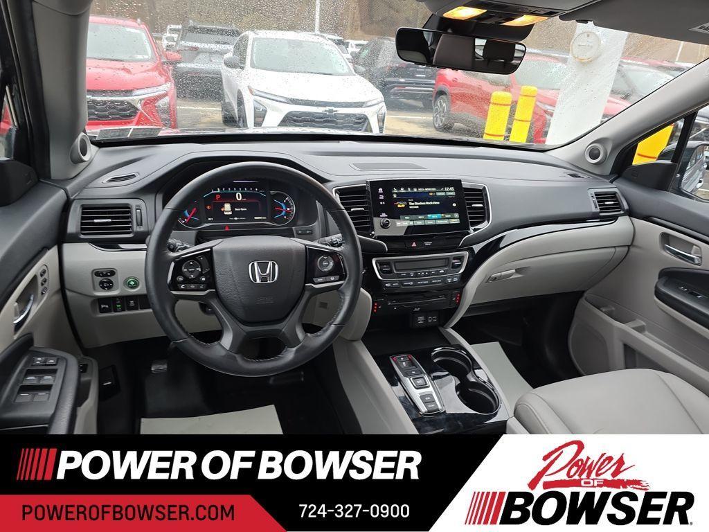 used 2020 Honda Pilot car, priced at $25,136