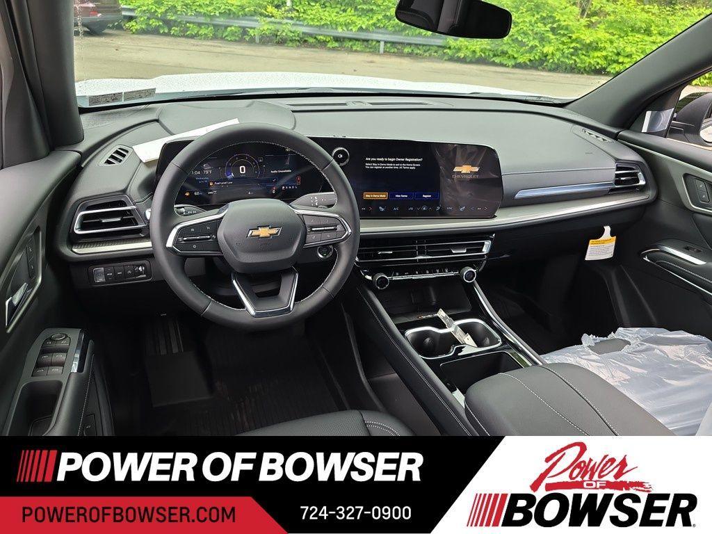 new 2025 Chevrolet Traverse car, priced at $50,204
