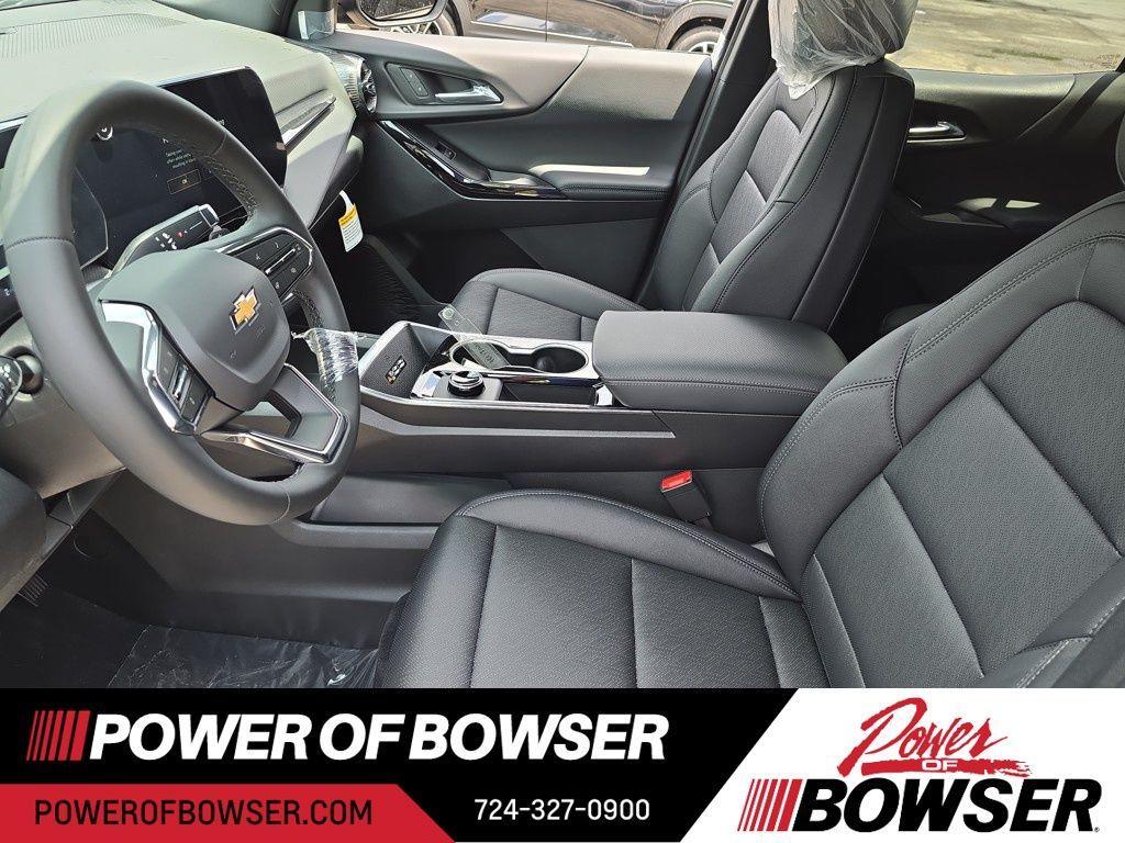 new 2026 Chevrolet Equinox car, priced at $33,900