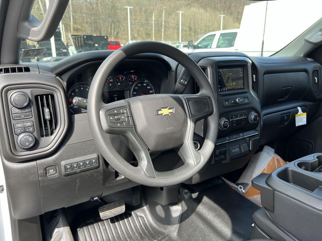 new 2024 Chevrolet Silverado 3500 car, priced at $61,574