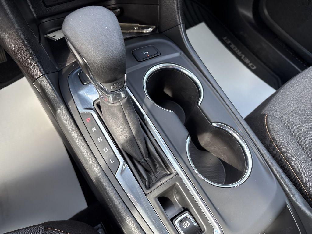 used 2024 Chevrolet Equinox car, priced at $24,369