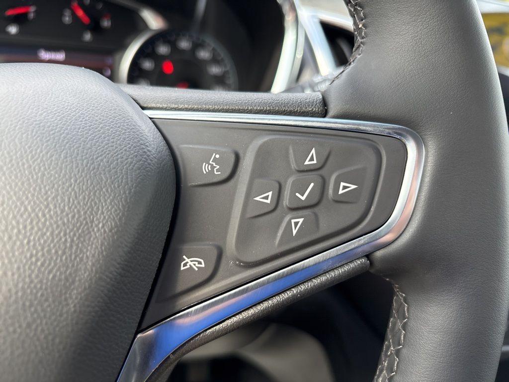 used 2024 Chevrolet Equinox car, priced at $24,369