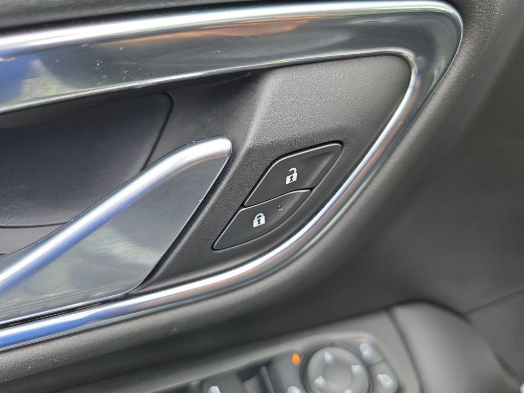 used 2022 Chevrolet Tahoe car, priced at $54,875