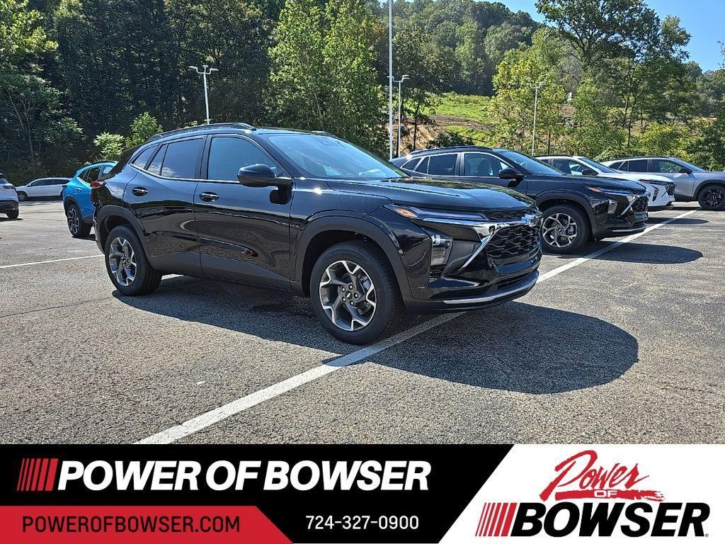 new 2025 Chevrolet Trax car, priced at $25,180