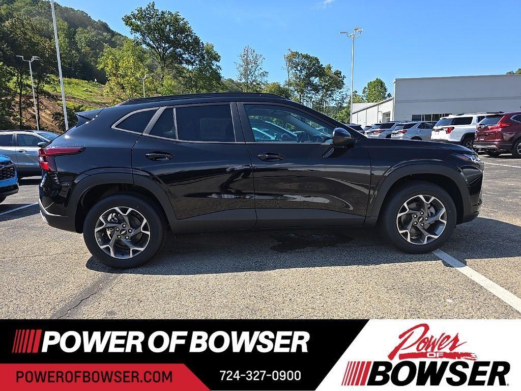 new 2025 Chevrolet Trax car, priced at $25,180