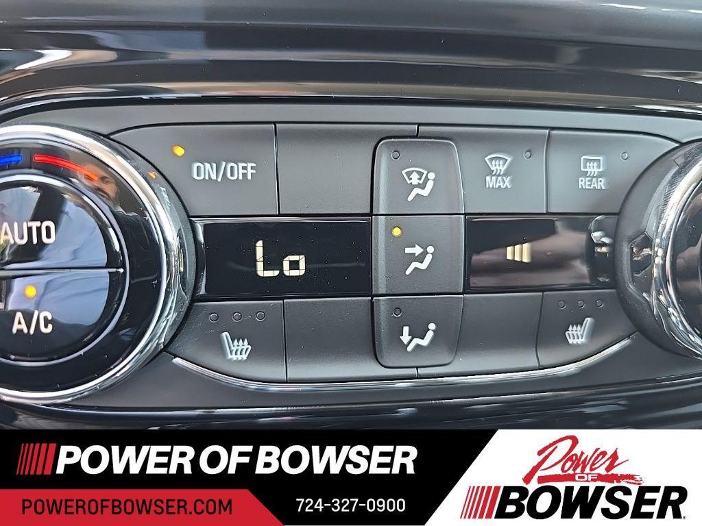 new 2025 Chevrolet Trax car, priced at $25,180