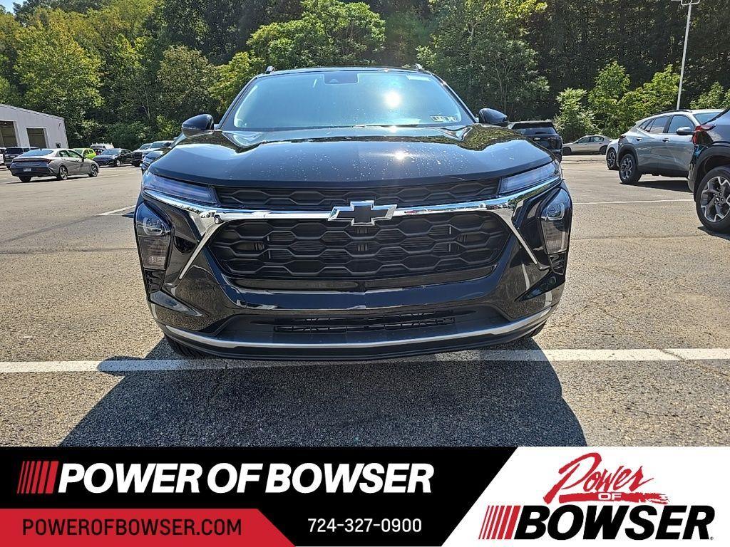 new 2025 Chevrolet Trax car, priced at $25,180